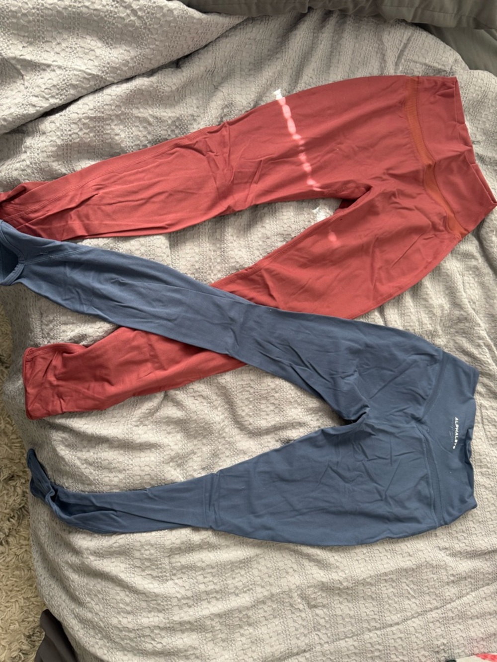 Alphalete Alphalux buttery smooth leggings - Pink & blue